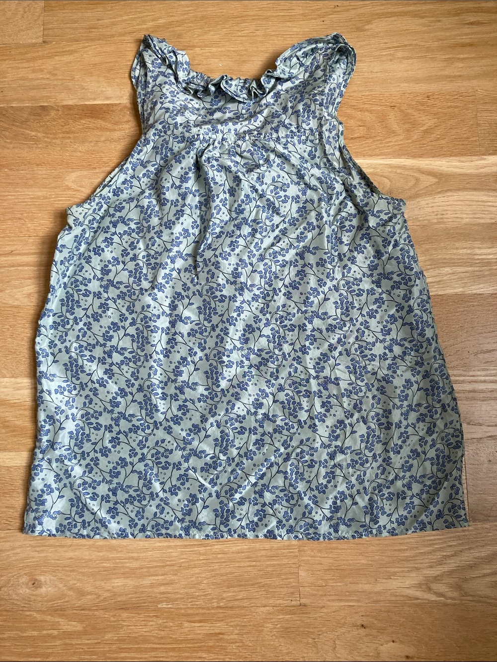 Silk Floral Ruffle Tank - Picture 4 of 4